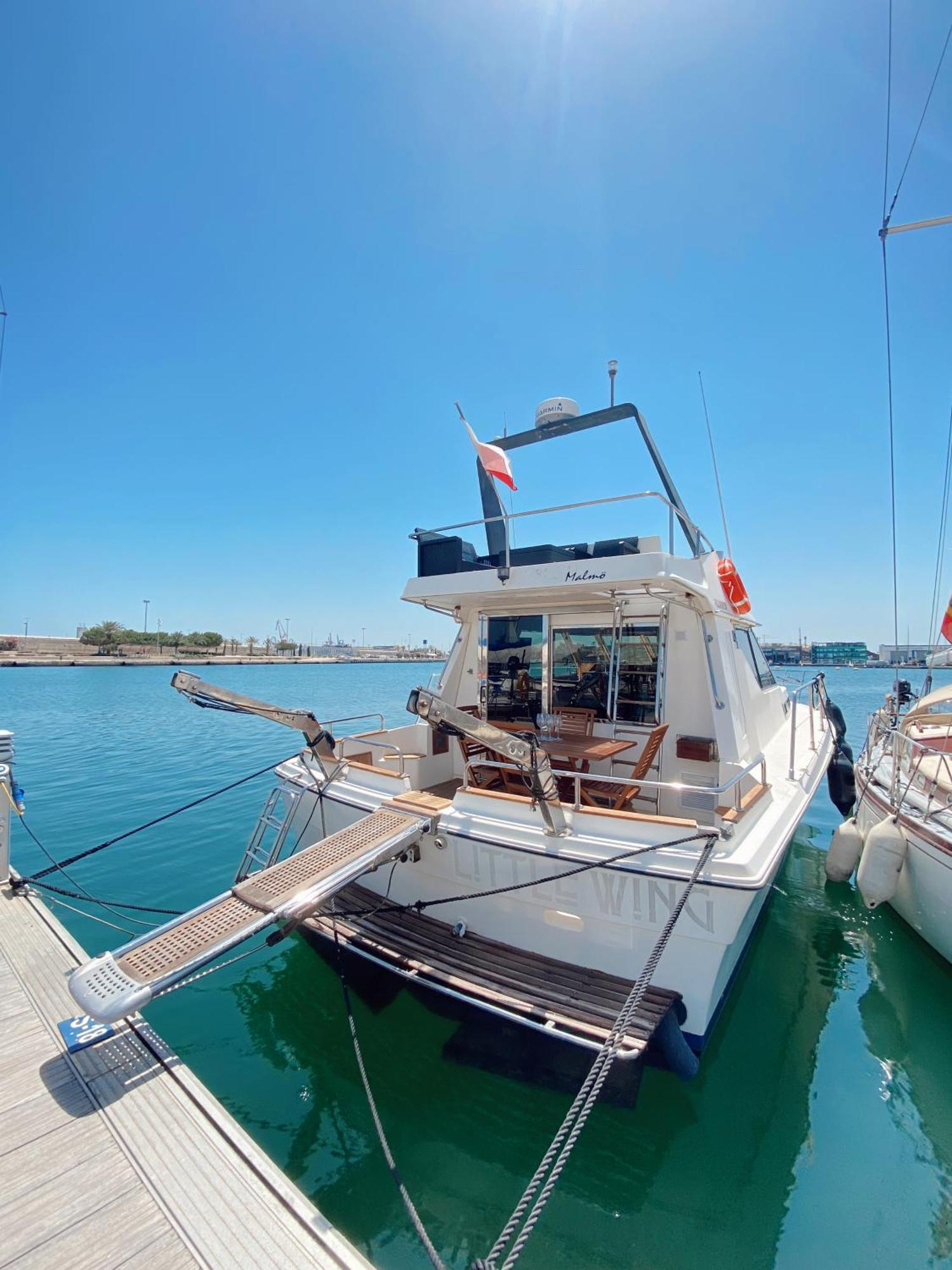 Hotel Malmo'S Yacht Valenza Esterno foto